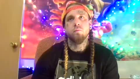 Snapshot of smokebluntafterblunt chatting on 02/09/25, 06:16 smoke online show from 02/09/25, 06:16