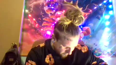 Snapshot of smokebluntafterblunt chatting on 02/22/25, 12:27 smoke online show from 02/22/25, 12:27