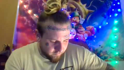 Snapshot of smokebluntafterblunt chatting on 02/24/25, 04:38 smoke online show from 02/24/25, 04:38