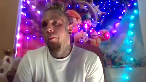Snapshot of smokebluntafterblunt chatting on 03/10/25, 03:01 smoke online show from 03/10/25, 03:01