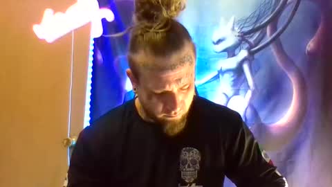 smoke online show from 03/25/26, 12:44