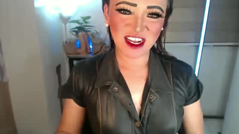 Amanda online show from 02/11/25, 04:56