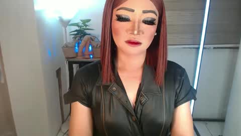 Amanda online show from 02/12/25, 01:06