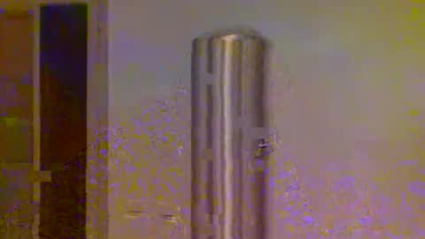 Snapshot of smokered100s chatting on 10/19/25, 09:48 luca online show from 10/19/25, 09:48