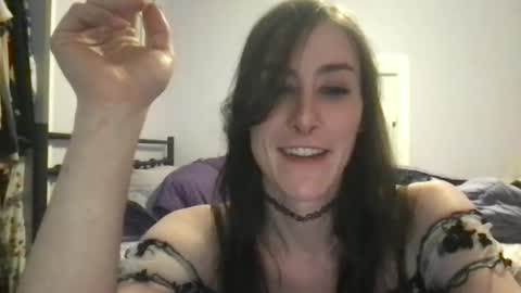 Snapshot of smokitokitgirl chatting on 02/04/25, 06:14 smokitokitgirl online show from 02/04/25, 06:14