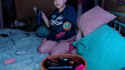 Snapshot of smokydian chatting on 01/30/25, 06:56 DIAN dee-ann online show from 01/30/25, 06:56