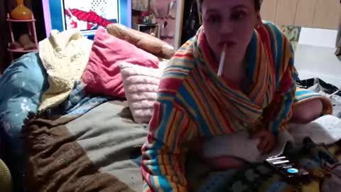 Snapshot of smokydian chatting on 12/22/25, 06:49 DIAN dee-ann online show from 12/22/25, 06:49