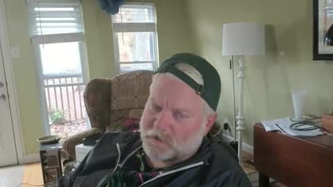 Snapshot of smokymountanman chatting on 11/02/25, 09:28 smokymountanman online show from 11/02/25, 09:28