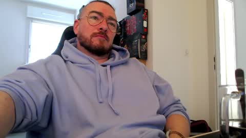 AllDayIDream online show from 04/22/26, 05:54