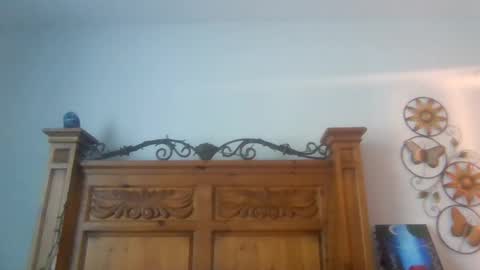 Snapshot of smoothmove1215 chatting on 04/01/26, 02:58 smoothmove1215 online show from 04/01/26, 02:58