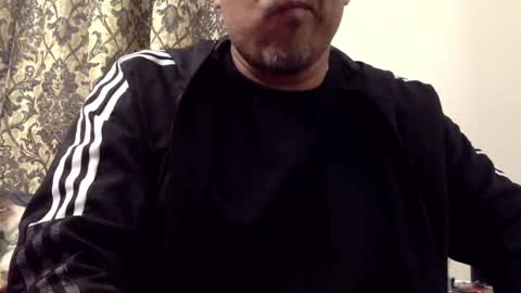 Snapshot of smoothstrik3r chatting on 12/08/24, 12:51 smoothstrik3r online show from 12/08/24, 12:51