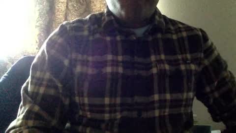 Snapshot of smoothstrik3r chatting on 12/13/24, 04:49 smoothstrik3r online show from 12/13/24, 04:49