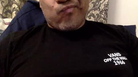Snapshot of smoothstrik3r chatting on 12/18/24, 02:42 smoothstrik3r online show from 12/18/24, 02:42