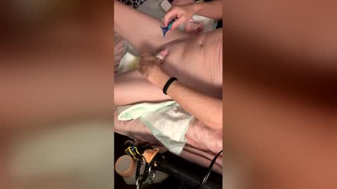 smoothtop61917874 online show from 04/01/26, 06:58