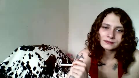 Snapshot of smoothvodka chatting on 06/14/26, 08:44 Bambi--Vodka online show from 06/14/26, 08:44