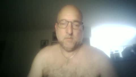 Snapshot of sms172 chatting on 11/12/25, 01:44 sms172 online show from 11/12/25, 01:44