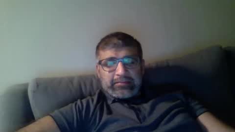 Snapshot of smudge6 chatting on 10/25/25, 06:46 smudge6 online show from 10/25/25, 06:46