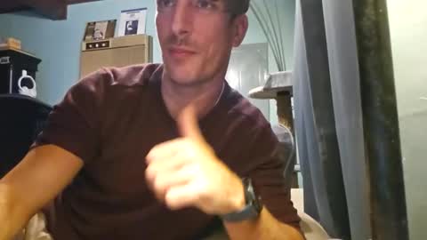 Snackyyyy online show from 04/26/26, 01:14