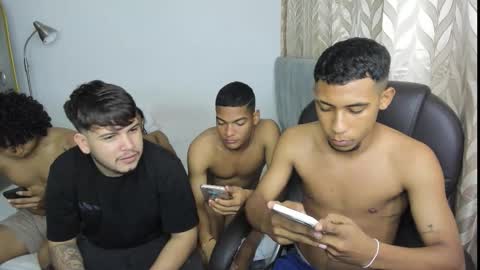 snak_master1 online show from 09/16/25, 06:14