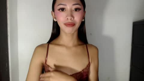 Snapshot of snake_charmer88 chatting on 07/06/26, 07:27 kianna online show from 07/06/26, 07:27