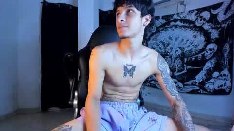 snakebutterfly online show from 02/19/26, 03:13