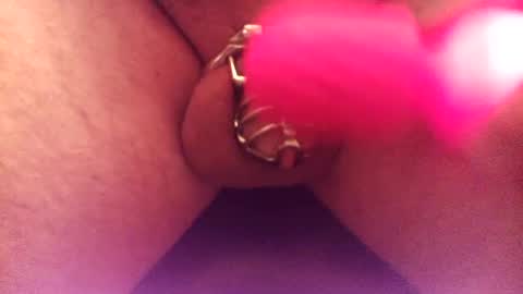 Snapshot of snakepit31 chatting on 08/01/26, 05:45 Sissy Boy online show from 08/01/26, 05:45