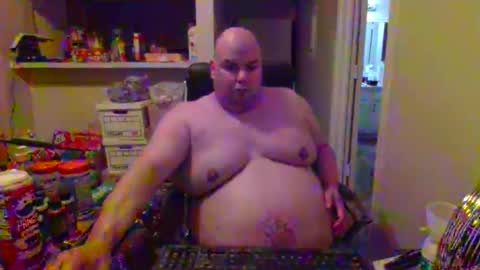 Snapshot of snapshot5x chatting on 11/19/25, 02:33 snapshot5x online show from 11/19/25, 02:33