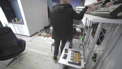 sneaky1985 online show from 02/21/26, 10:27