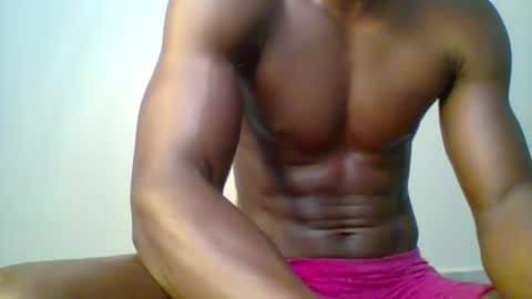 Snapshot of sneaky_link2 chatting on 12/13/24, 06:31 papi online show from 12/13/24, 06:31