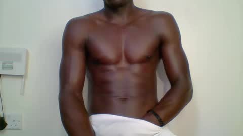 Snapshot of sneaky_link2 chatting on 02/21/25, 07:12 papi online show from 02/21/25, 07:12