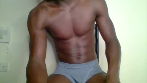 Snapshot of sneaky_link2 chatting on 03/02/25, 06:48 papi online show from 03/02/25, 06:48