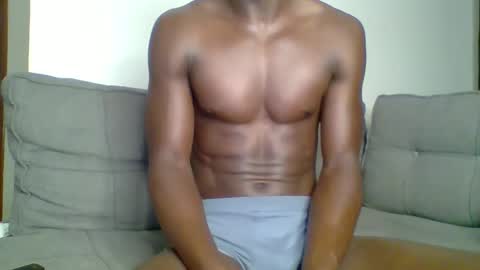 Snapshot of sneaky_link2 chatting on 10/11/25, 01:27 papi online show from 10/11/25, 01:27