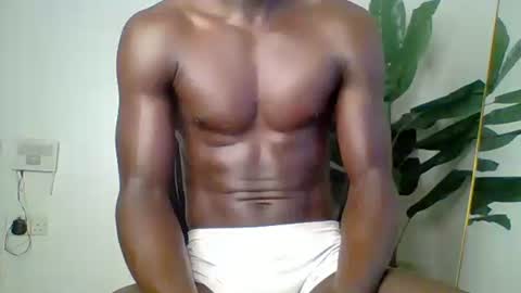 Snapshot of sneaky_link2 chatting on 10/23/25, 05:40 papi online show from 10/23/25, 05:40