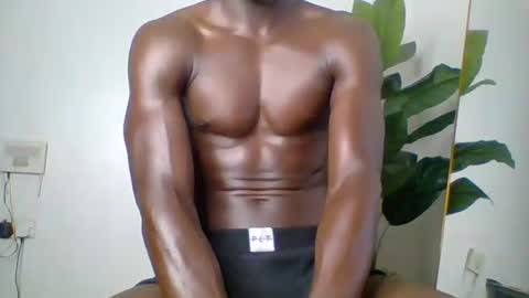 Snapshot of sneaky_link2 chatting on 10/29/25, 06:26 papi online show from 10/29/25, 06:26