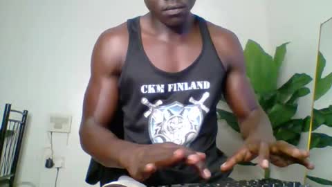 Snapshot of sneaky_link2 chatting on 11/03/25, 04:58 papi online show from 11/03/25, 04:58