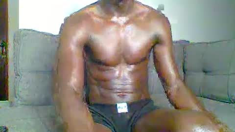 Snapshot of sneaky_link2 chatting on 11/11/25, 06:46 papi online show from 11/11/25, 06:46