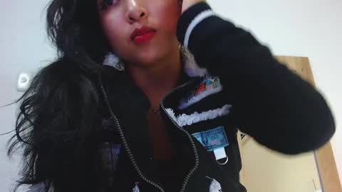 Snapshot of sneakyy_fantasy chatting on 12/20/24, 08:49 Hellen  online show from 12/20/24, 08:49