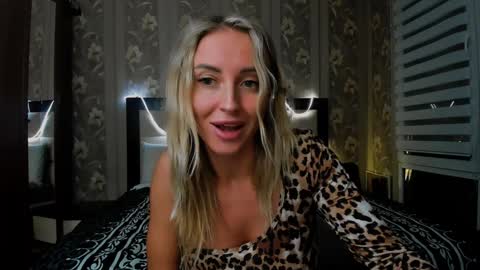 Sneja online show from 12/29/24, 04:19