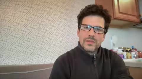 Snapshot of snfrisco76 chatting on 02/17/26, 12:40 snfrisco76 online show from 02/17/26, 12:40