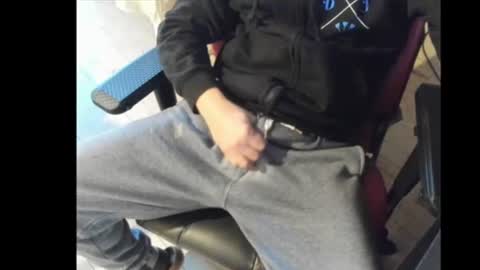 Snapshot of snip1977 chatting on 02/14/25, 08:52 snip1977 online show from 02/14/25, 08:52