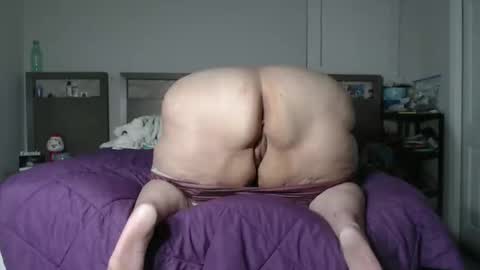 Snapshot of snoqueen954321 chatting on 12/03/24, 02:14 Snoqueen online show from 12/03/24, 02:14