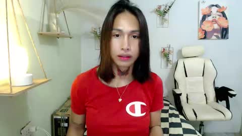 Snapshot of snow_2000 chatting on 02/22/26, 02:48 snow_2000 online show from 02/22/26, 02:48