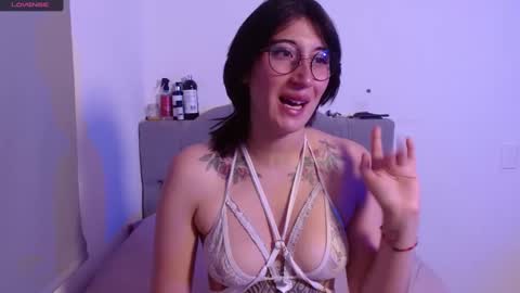 IG     OF red moonn online show from 03/02/25, 07:34