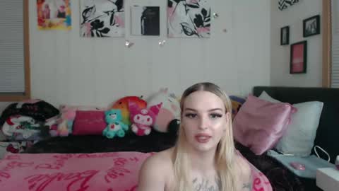 Snapshot of snow_money chatting on 12/05/24, 12:19 snow_money online show from 12/05/24, 12:19