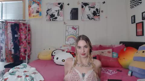 Snapshot of snow_money chatting on 02/01/25, 05:49 snow_money online show from 02/01/25, 05:49