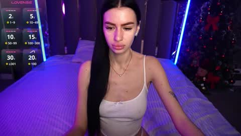 snow_whiteeex online show from 12/21/25, 06:31