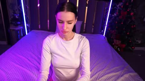 snow_whiteeex online show from 01/05/26, 05:27