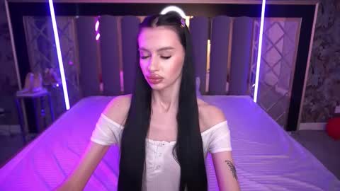 snow_whiteeex online show from 03/21/26, 06:51