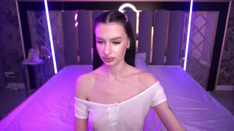 snow_whiteeex online show from 03/21/26, 08:19