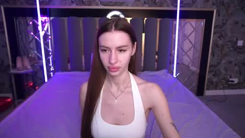 snow_whiteeex online show from 04/22/26, 06:27